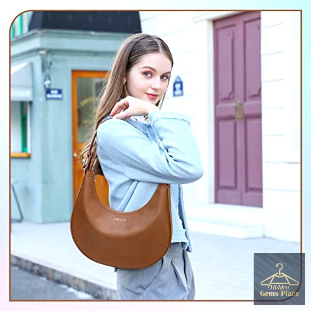 Medium PU Leather Shoulder Bag with Adjustable Strap, Zip Closure, Large - Picture 2 of 7